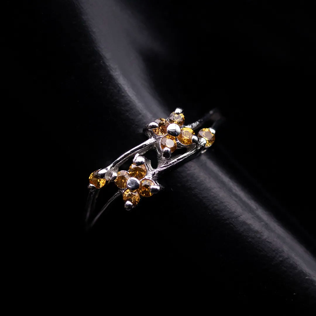 Natural Sapphire Ring Bo Bang Kacha (Yellow Sapphire)