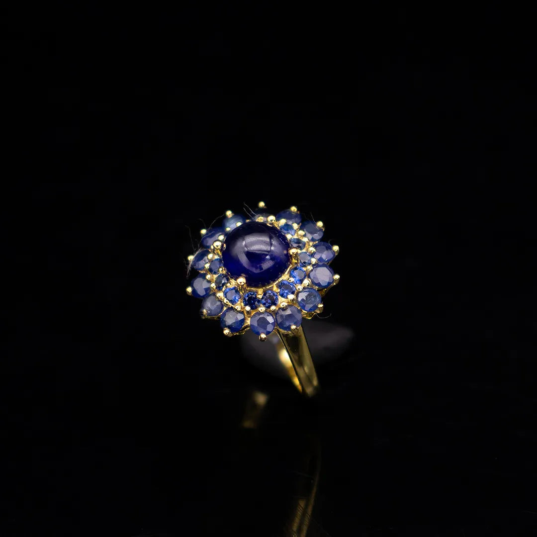 Natural sapphire ring